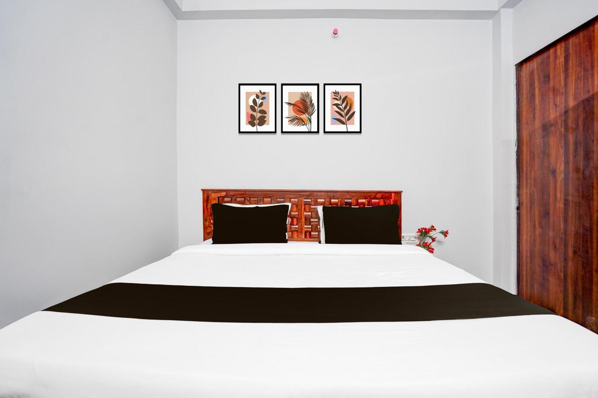 Hotel O Shree Gurukripa Khātu 外观 照片