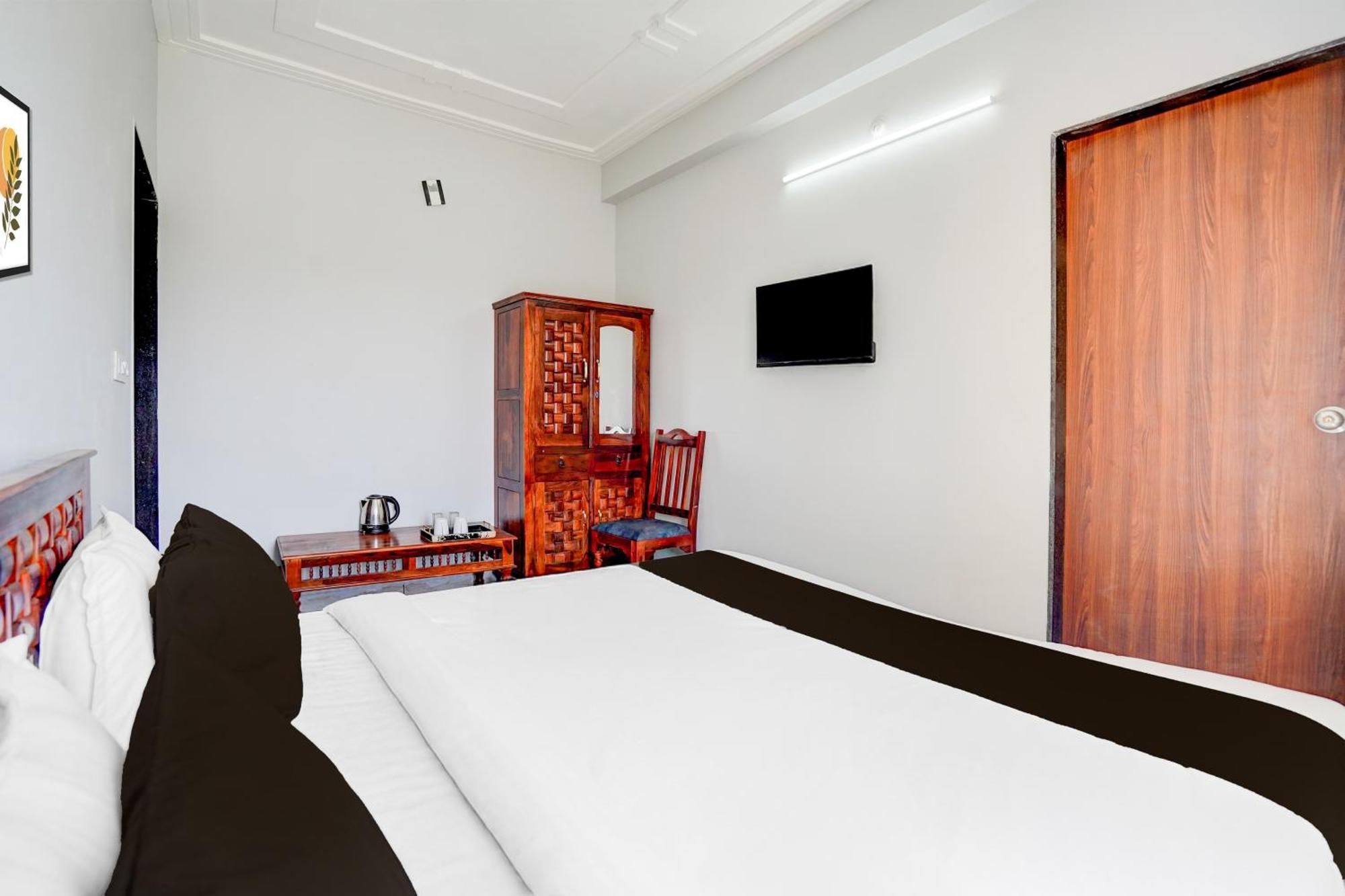 Hotel O Shree Gurukripa Khātu 外观 照片