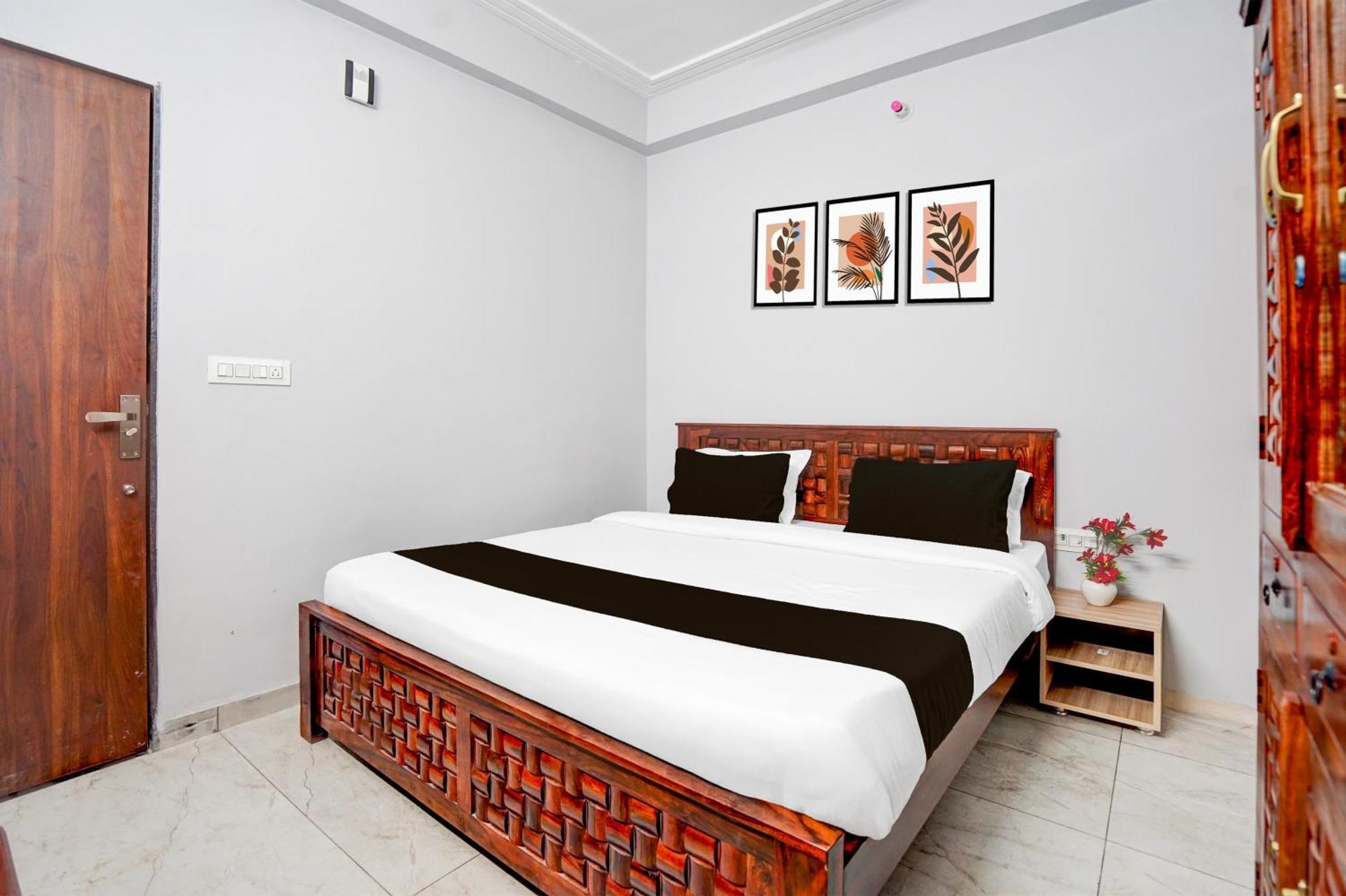 Hotel O Shree Gurukripa Khātu 外观 照片